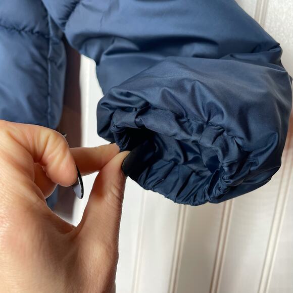 Levi's Boys Blue Full Zip Side Pocket Puffer Jacket Size 12-13 YO - Picture 3 of 6